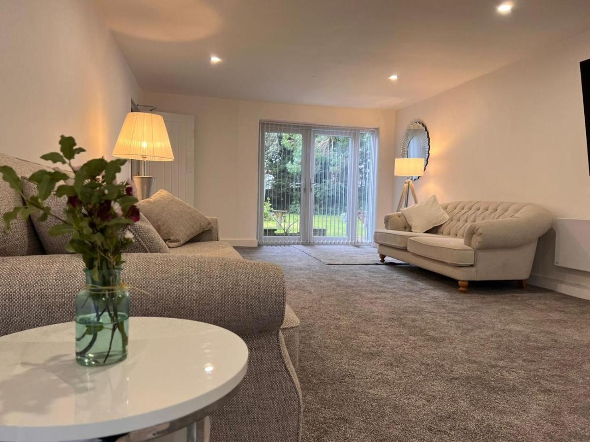 Selborne Studios Off Road Gated Parking كوفنتري المظهر الخارجي الصورة